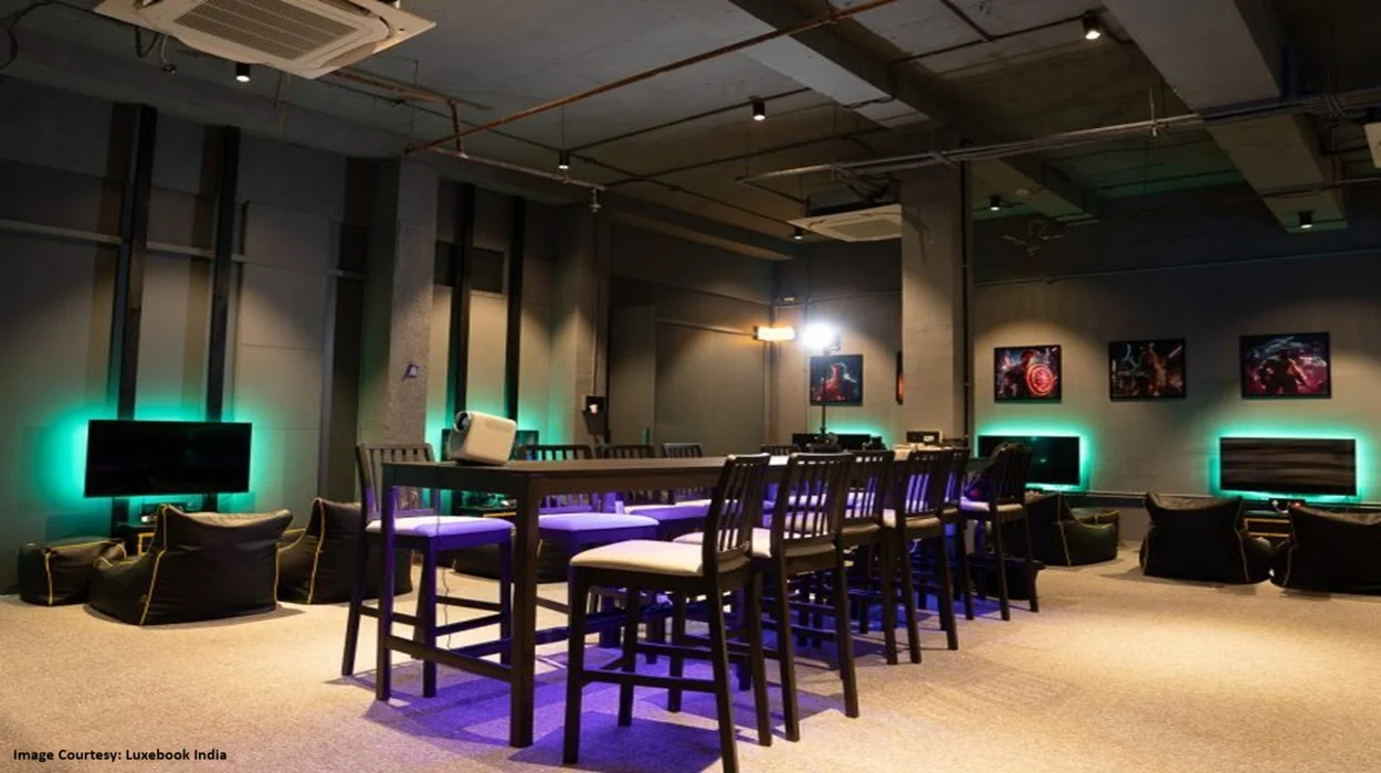 Gaming Café Setup
